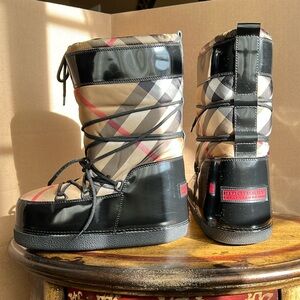 Burberry snow boots,size 38-40.
